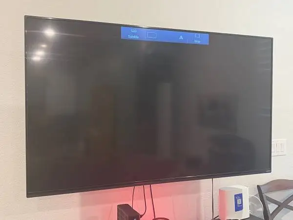 60-inch VIZIO 1080p Full HD Smart TV (Model: E600i-B3)