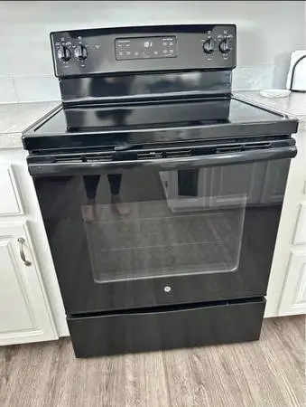 Electric stove works great