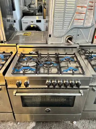 Bertazzoni 36” Gas Range – Luxury Italian Stove, Clean & Tested
