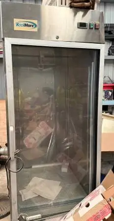 Commercial frig/freezer must sell
