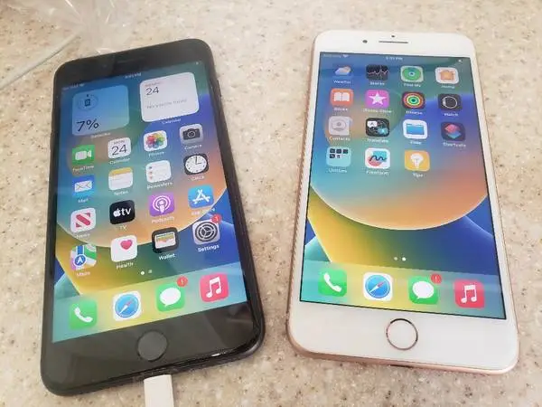 Apple Iphone 8 Plus Unlocked 64GB Black or White