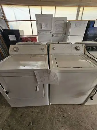Whirlpool Washer dryer pair