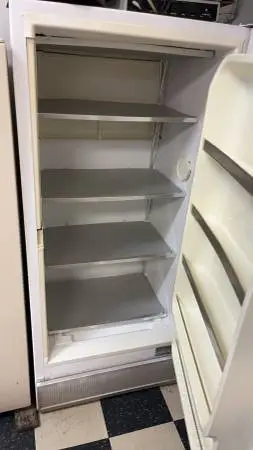 2x uplight freezer