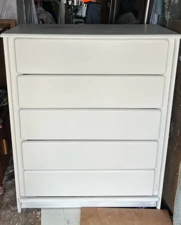 Tall chest of drawers white solid wood L37”*D19”*H46”(address in descripti