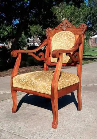 Antique Victorian Maple Parlor Armchair