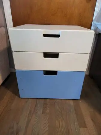 3 drawer cube style compact stackable dressers/nightstand