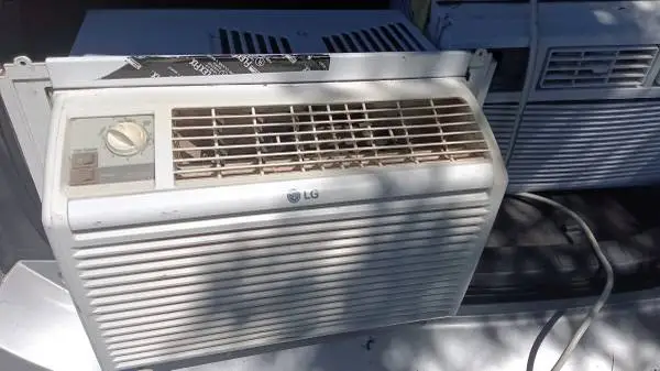 LG 4,000BTU Window Air-conditioning 8,000 BTU Window Air Conditioner