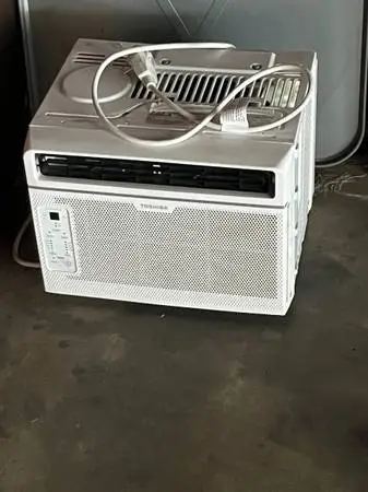 Toshiba window air conditioner 6000 btu