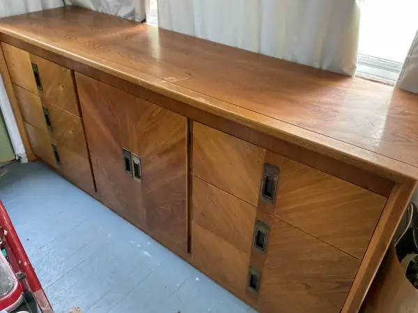 Dresser