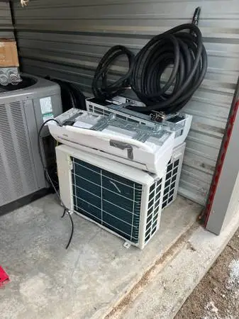 Used 12, 000 btus ductless heat pump mini split system
