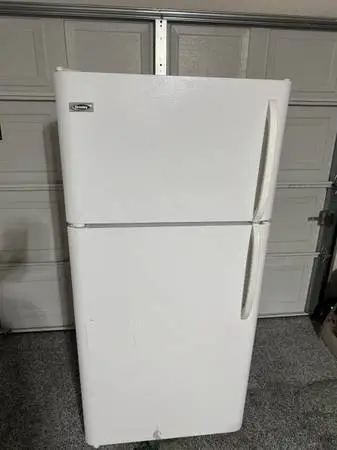 Crosley Kitchen Fridge/Freezer - $250