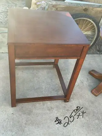Square table
