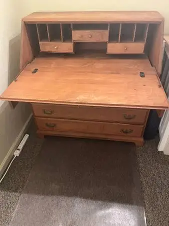 Maple wood, slanted, 4 drawer vintage desk
