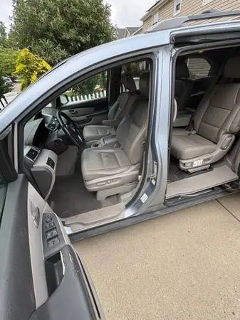 2011 Honda odyssey EX