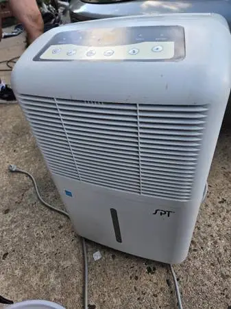 Dehumidifier