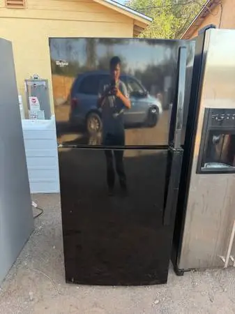 Whirlpool Black Top Freezer Bottom Refrigerator For Sale $160 Or OBO