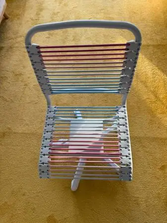 A new Euro Bungee office chair (pink)