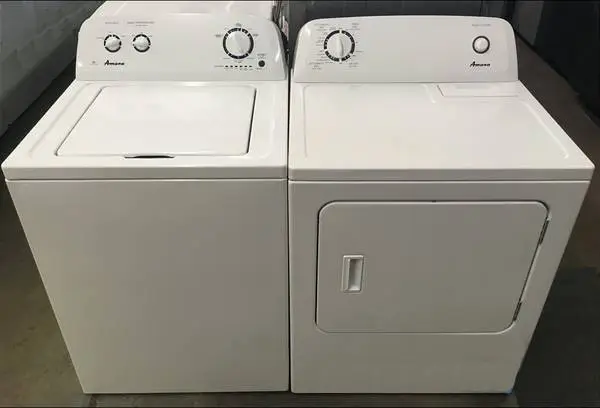 *Whirlpool Amana, 3.5 Cubic ft. Capacity Washer & Electric Dryer*