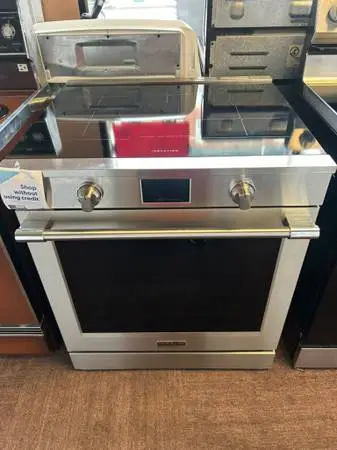 Frigidaire Professional Glass Top Induction Stove
