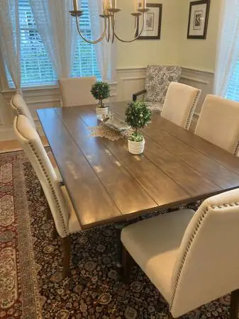 Table & 6 chairs