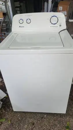 Whirlpool Washer and Electric Dryer (Warranty)