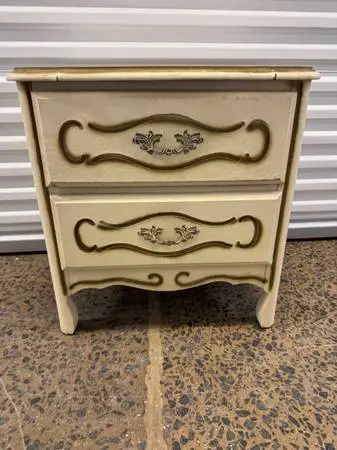 Vintage French provincial 2 drawer nightstand