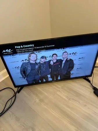 SAMSUNG SMART 32 TV