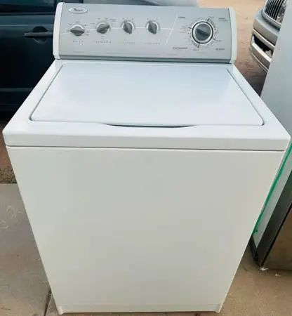 HeavyDuty Super Capacity Plus 4.5cu Whirpool Ultimate Care 2 Washer