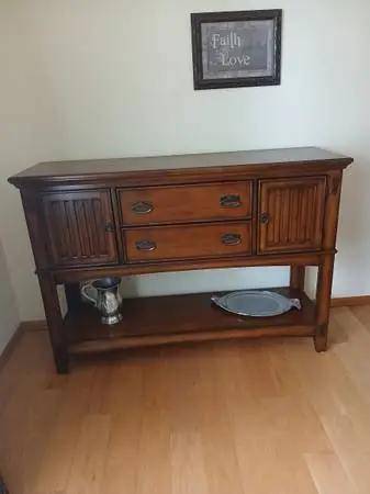 Sideboard (dining room)