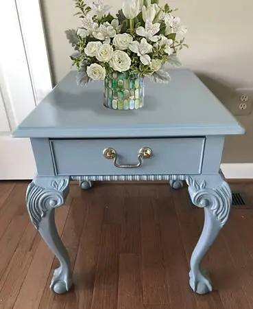 Thomasville Claw-Footed End Table