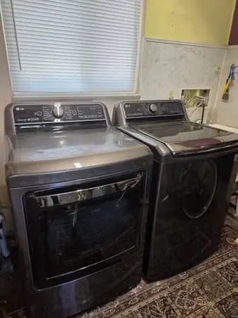 LG Electric Washer and Dryer Good Condition!
