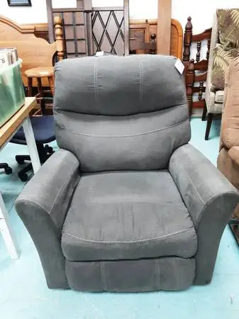 Recliner Rocker 10299