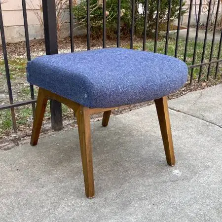 Upholstered stool/ wood base