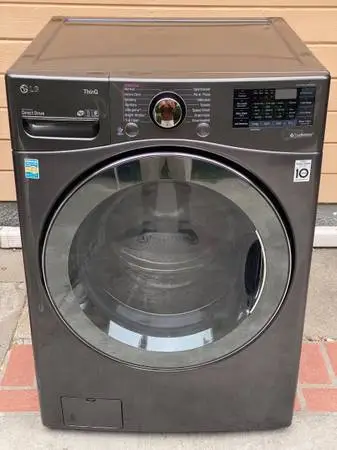 LG 27 Ventless Washer/Dryer Combo All-in-One (4.5cu. ft.)