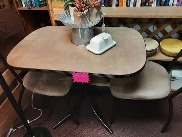Table with 2-Chairs