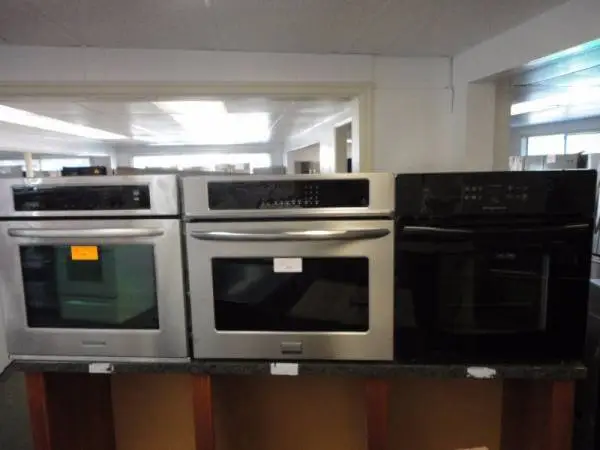 👾🔊 BUILT-IN BUILTIN ELECTRIC WALL OVEN BLACK OR STAINLESS