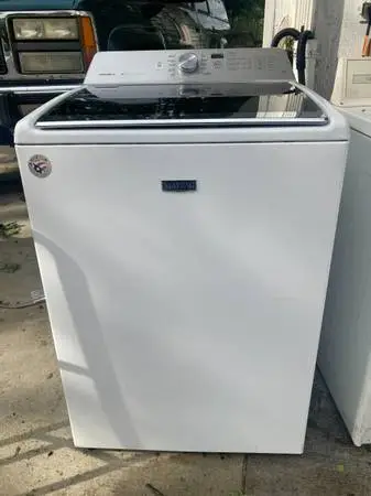 Maytag Bravos clothes washer washing machine wash