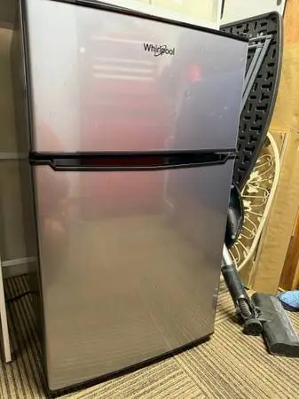 whirlpool mini fridge