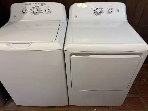 New ge extra large capacity washer and matching  electric dryer