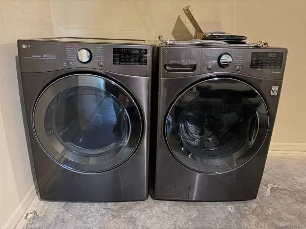 LG Front Load Washer/Dryer Set, Black Steel