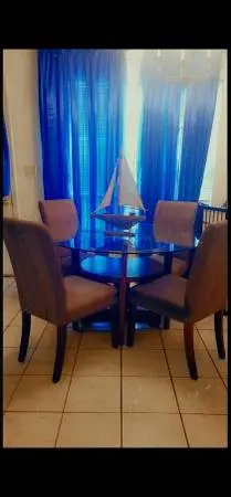 Kitchen table with 4 chairs