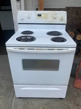 Whirlpool stove/oven .... needs cleaning ...