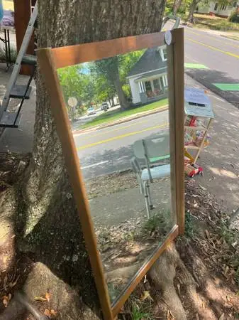 framed rectangular mirror