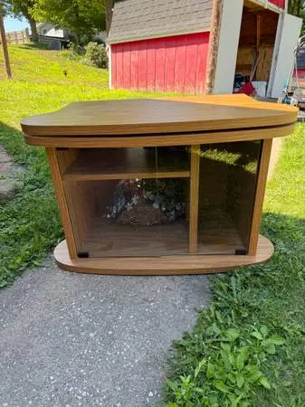 Tv stand