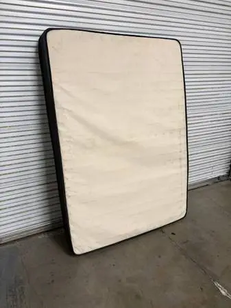 FULL SIZE MATTRESS