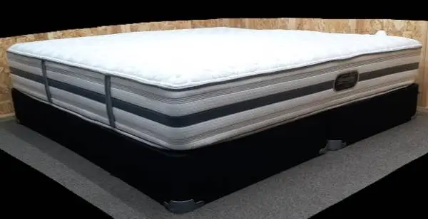 King Beautyrest firm mattress set-Professionally Cleaned-Free Deliver