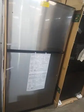 BRAND NEW SCRATCH AND DENT 33 REFRIGERATOR FOR SALE $850