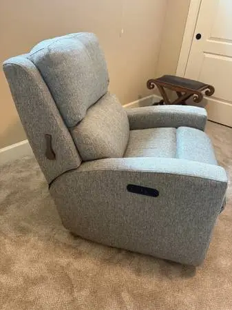 Flexsteel  power rocker recliner