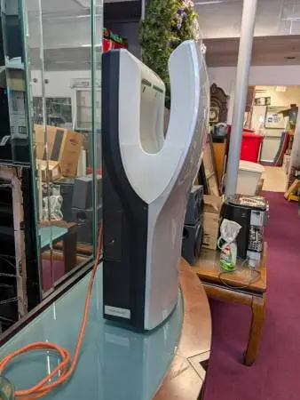 Touch free hand dryer