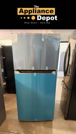 New Frigidaire Top Mount Refrigerator